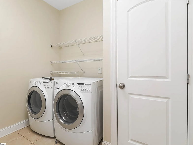 Washer & Dryer - 116 Ashgrove Ln