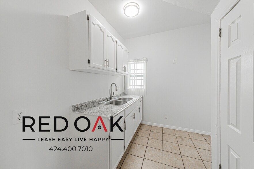 Building Photo - 1866 W 11th St