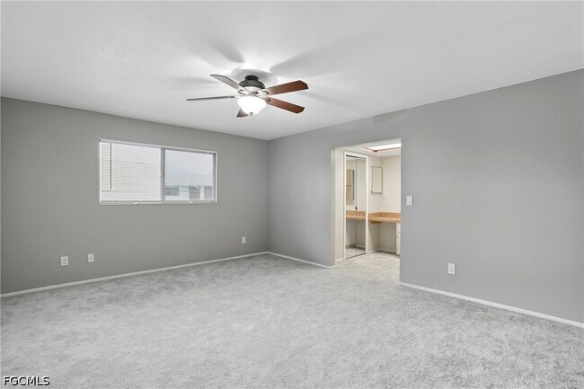 Building Photo - 1203 SW 48th Terrace