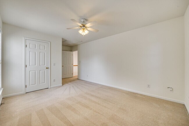 Building Photo - Beautiful 3 bedroom 2.5 bath home in Williams Glenn Community in Charlotte with Primary on the main.