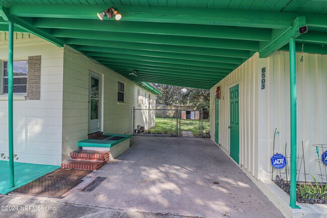 Building Photo - 6503 Ector Rd