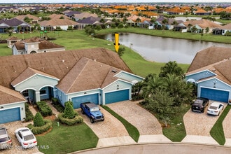 Building Photo - 7544 Loren Cove Dr