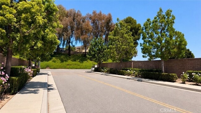 Building Photo - 130 Greenleaf Dr