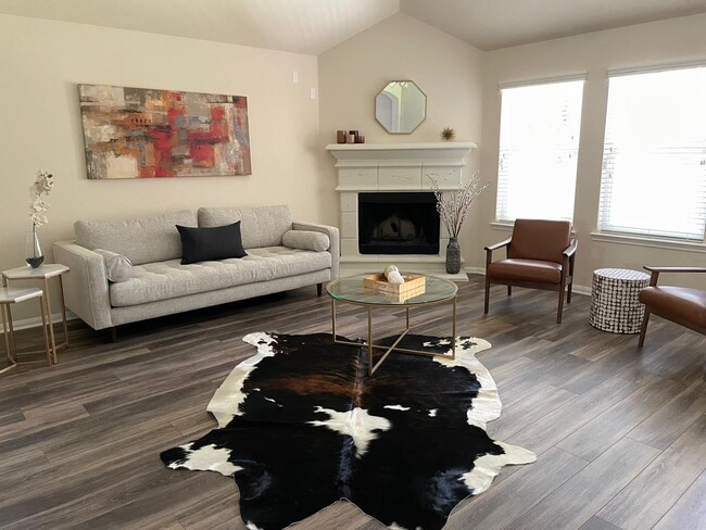 Building Photo - 31 W Spindle Tree Cir