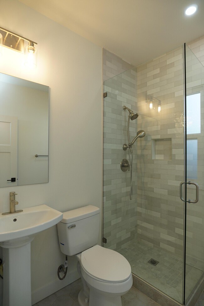 Building Photo - 2922 S Adams St