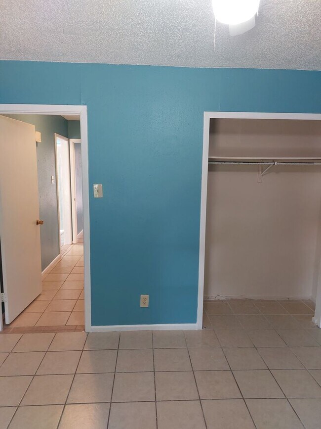 Building Photo - Alnwick Duplex #1