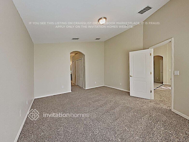 Building Photo - 1213 Fox Grove Ct