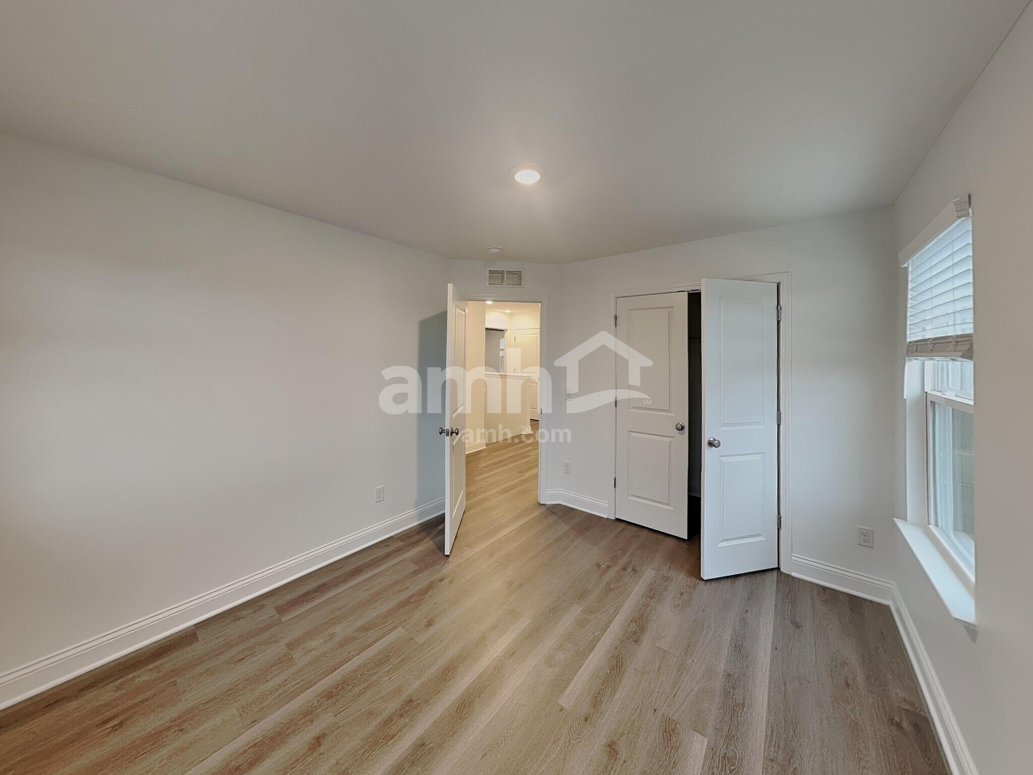 Building Photo - 205 Kramer Mills Dr