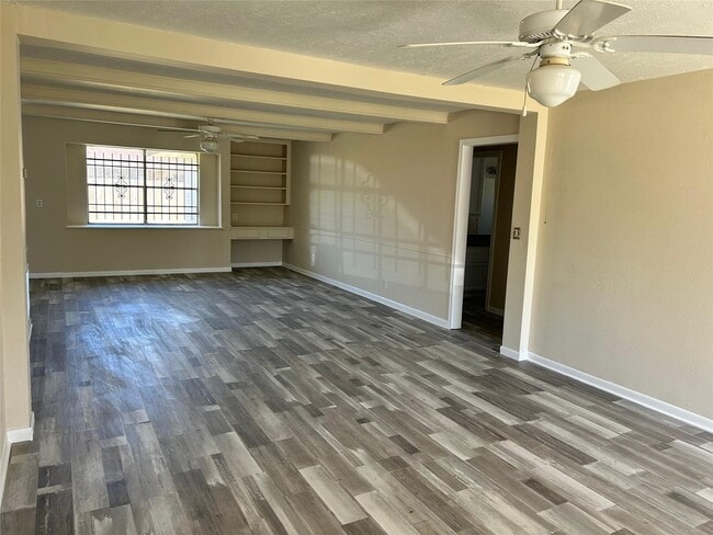 Building Photo - 3822 Ebbtide Dr