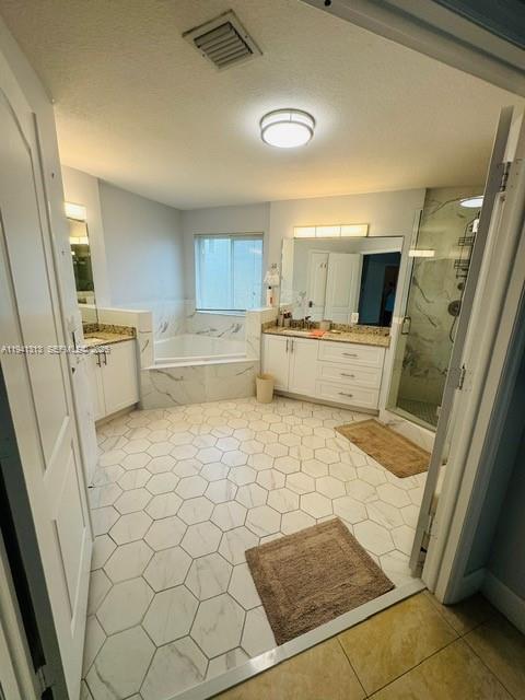 Building Photo - 10919 NW 67th Terrace