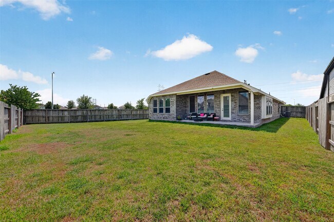Building Photo - 4441 Jessamine Creek Trl