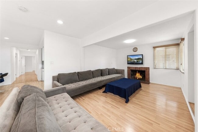 Building Photo - 12329 Burton St