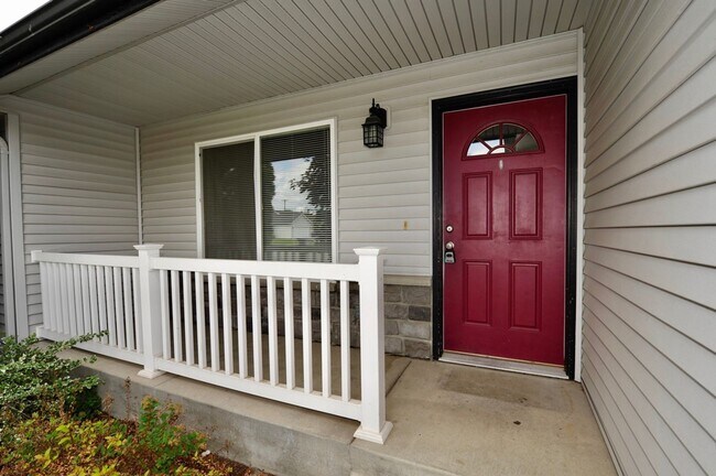Building Photo - 3 bed 2 bath Rancher near Post Falls High School