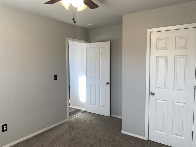 Building Photo - 1426 Apollo Dr
