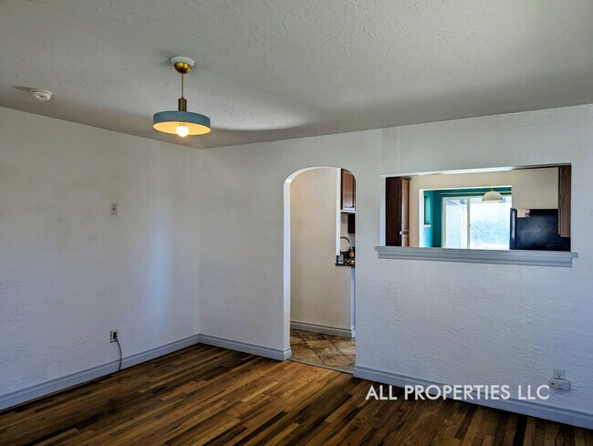 Building Photo - 4544 S Grant St