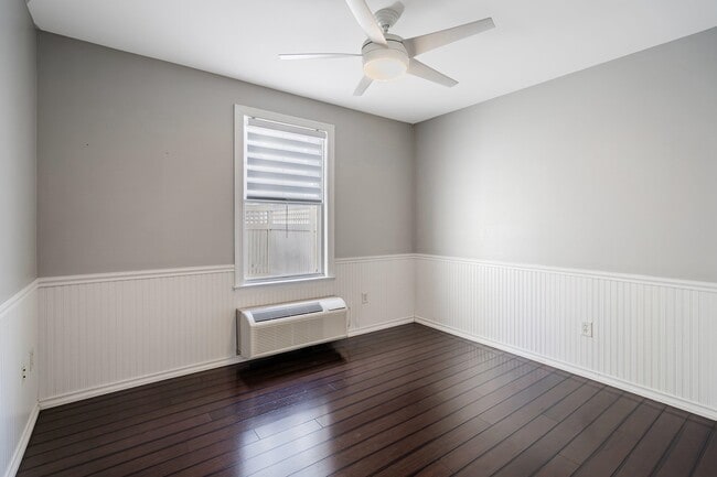 Building Photo - 30 CONSTITUTION Way