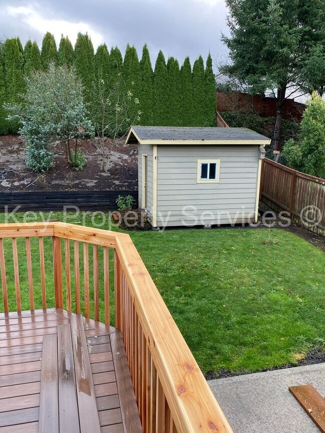 Building Photo - COMING SOON! Large 3 bed 3 bath in Camas