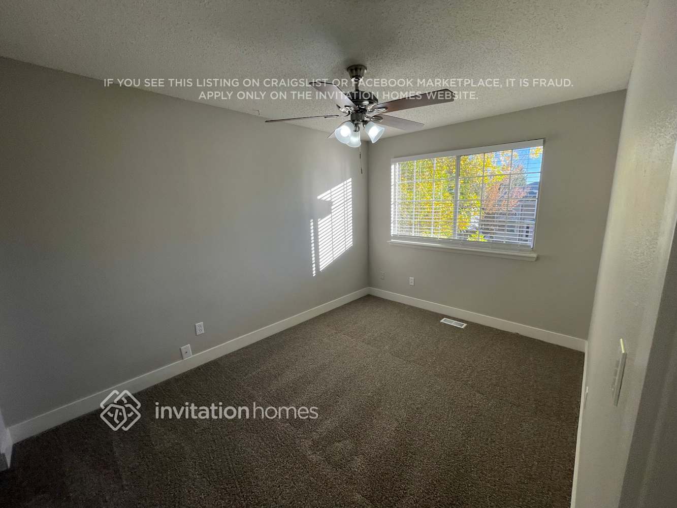 Building Photo - 10523 Hyacinth Pl
