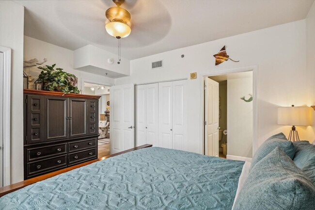 Building Photo - 104 Gulfside Ct