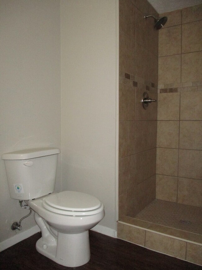 Building Photo - 4018 Ambrose Dr