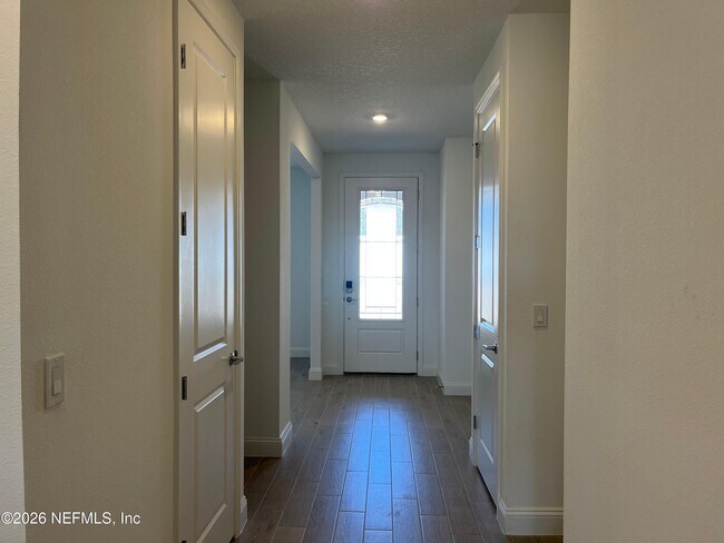 Building Photo - 66 Otsego Ln