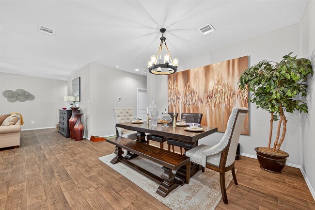 Building Photo - 15202 Davan Springs Dr