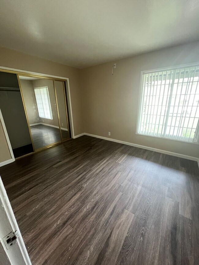 Building Photo - 3012-3014 MIRAMAR ROAD