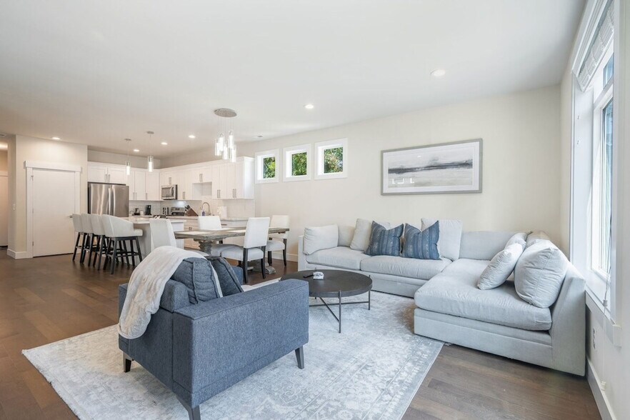 Building Photo - 10404 2nd Pl SW