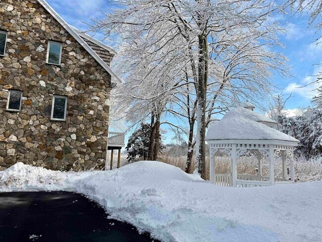 Building Photo - 51 Depot Rd