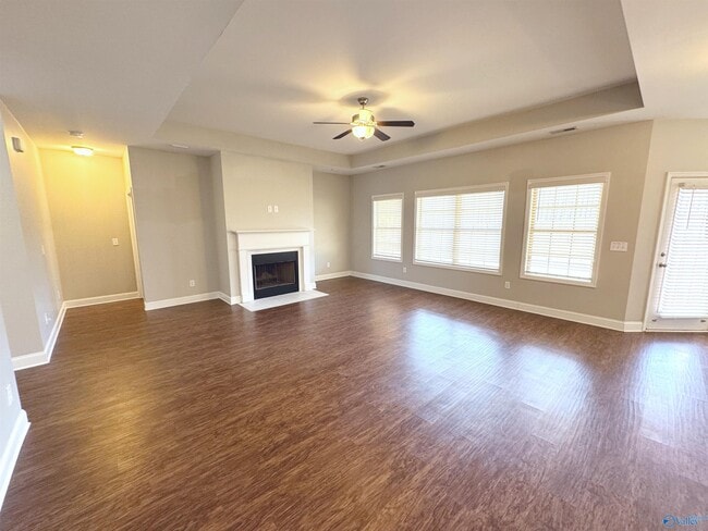 Building Photo - 120 James Parcus Cir