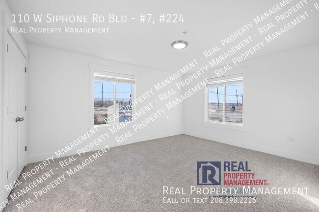 Building Photo - 110 W Siphon Rd