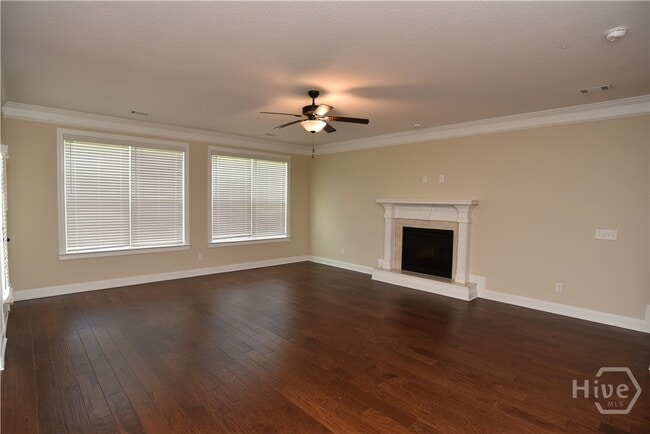 Building Photo - 215 Beckley Dr
