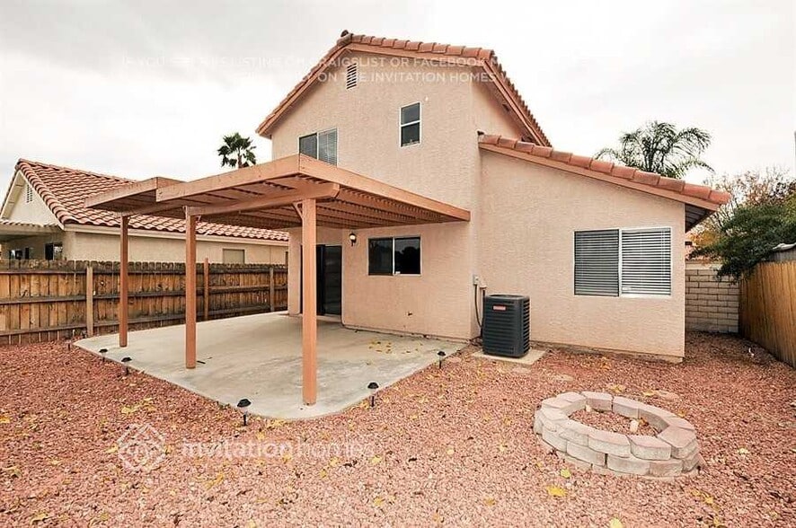 Building Photo - 2494 Muirfield Ave