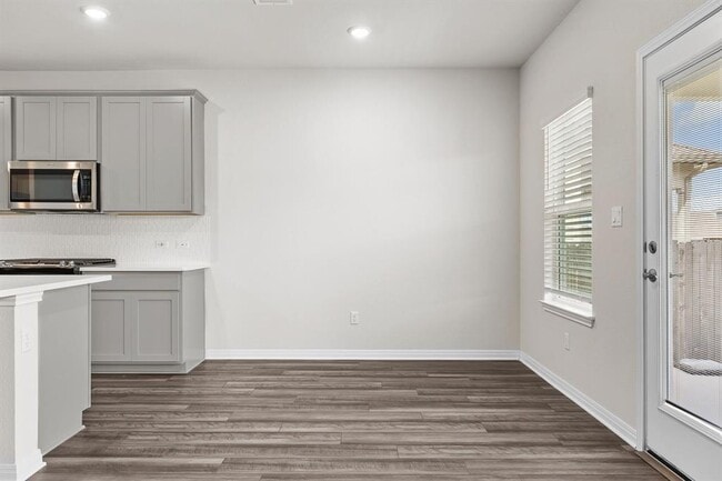 Building Photo - 631 Wild Spur Ln