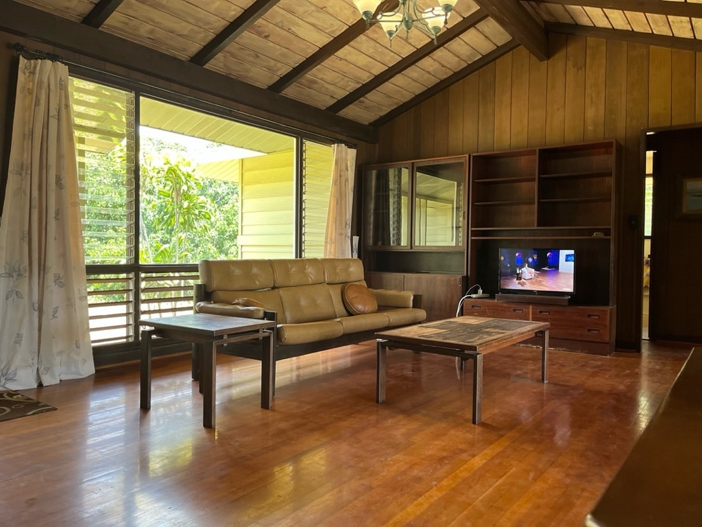 Living room - 2880 Kamehameha V Hwy