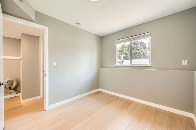 Building Photo - 17166 E Nassau Pl