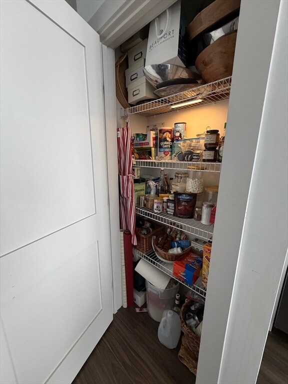 Building Photo - 5 W Dane St