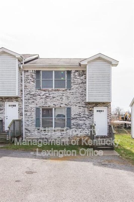 Building Photo - 306 Pigeon Ct