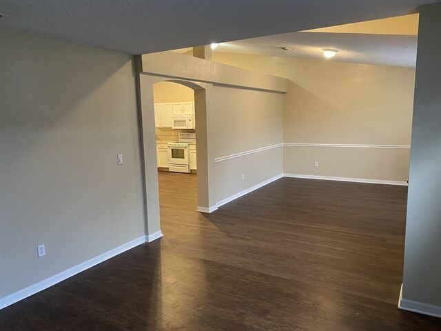 Building Photo - 10191 Wood Dove Way