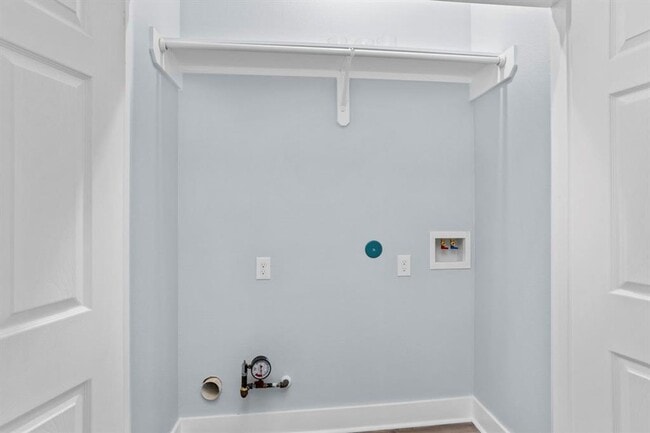 Building Photo - 1010 Junell St