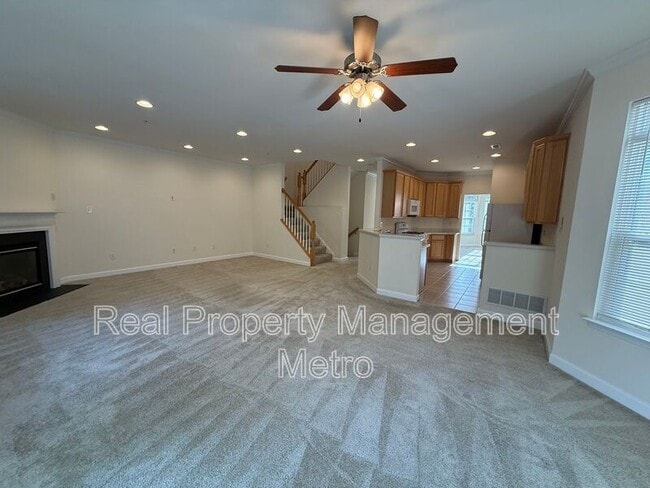 Building Photo - 9725 Evening Bird Ln