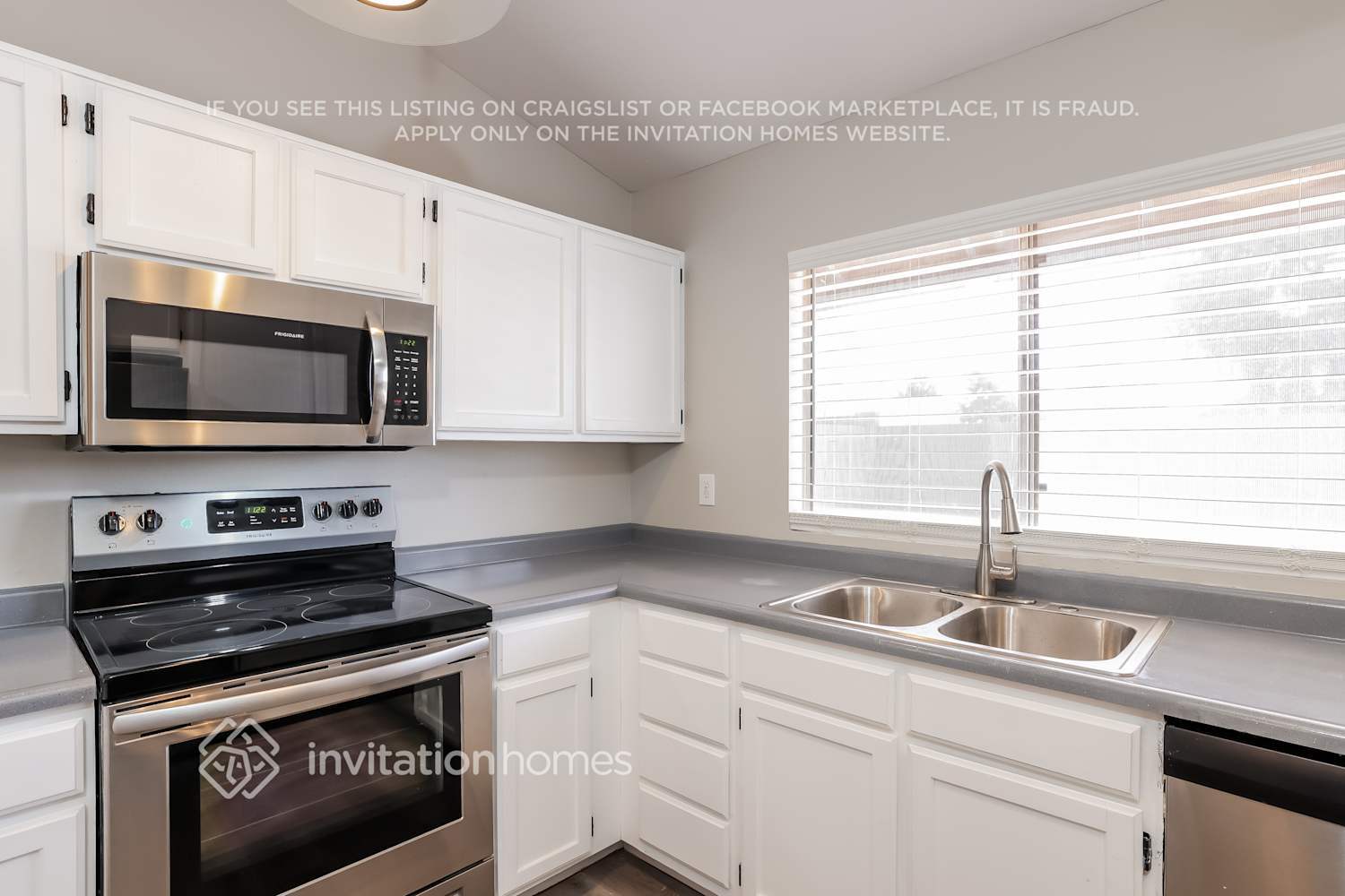 Building Photo - 907 W Ross Ave