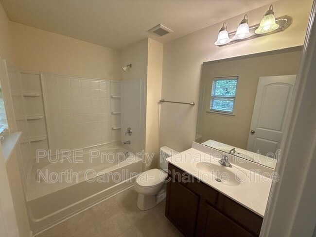 Building Photo - 175 Limerick Rd