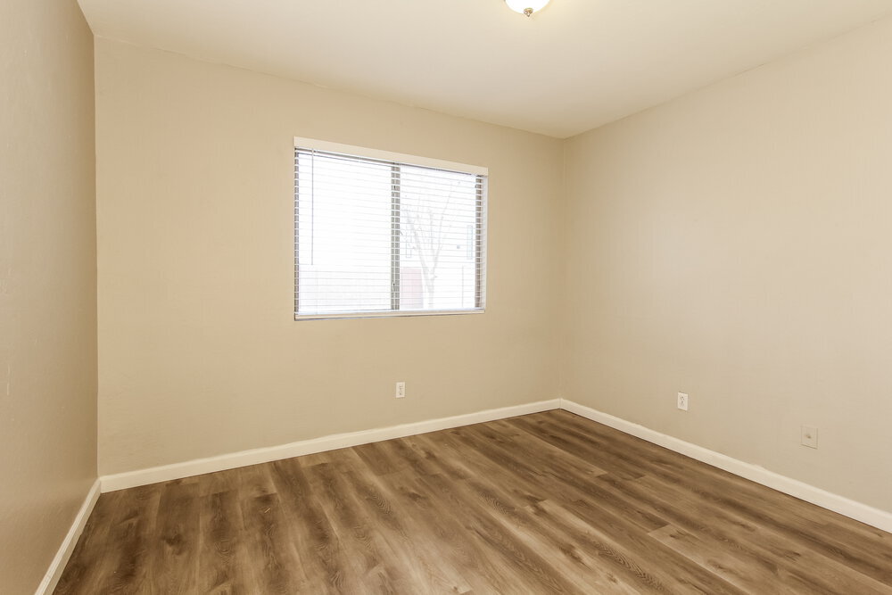 Building Photo - 2194 S 156th Ave