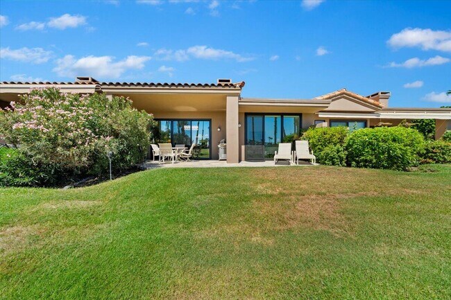 Building Photo - 38615 Palm Valley Dr