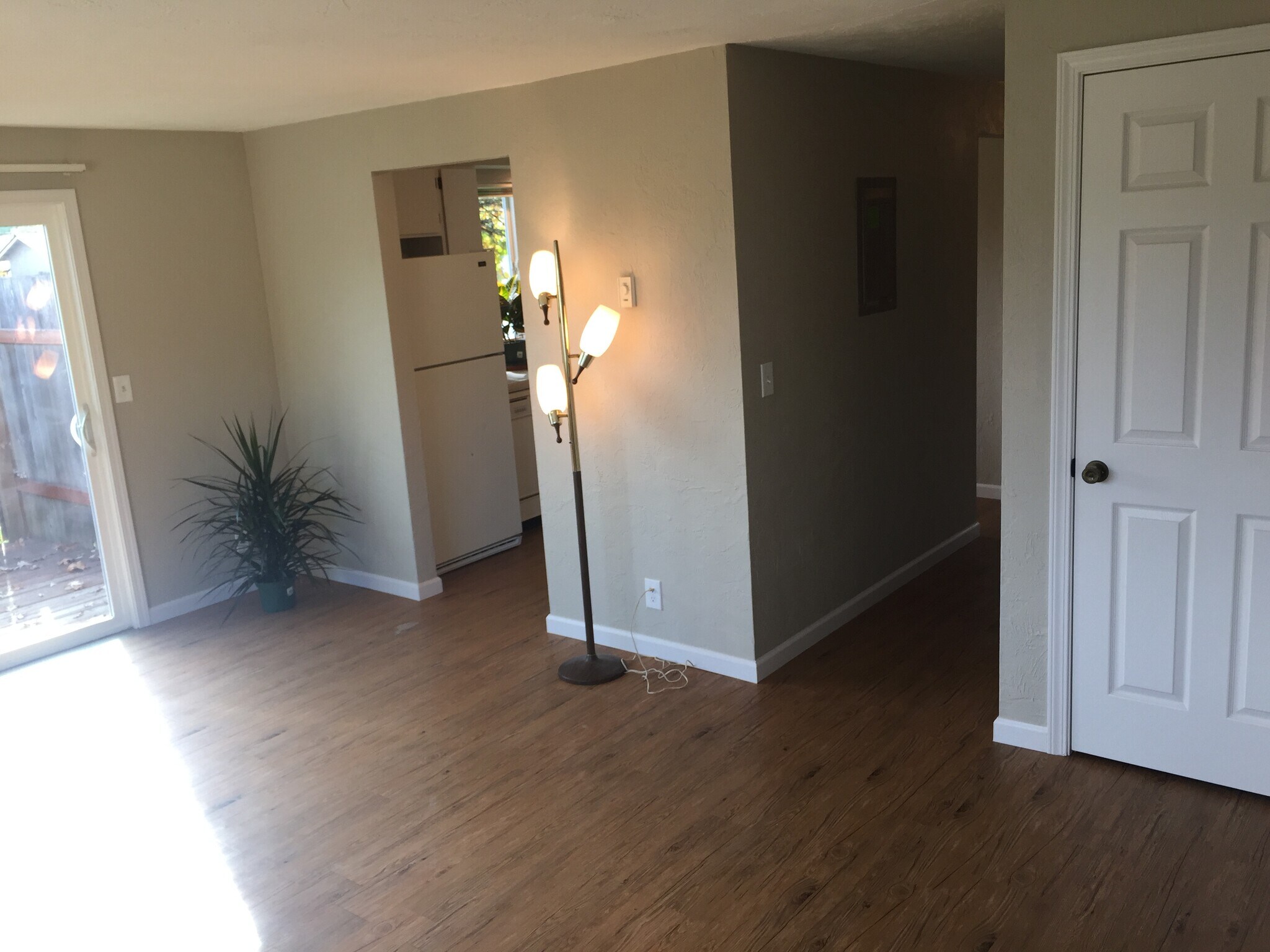 Building Photo - 520 N 38th Pl