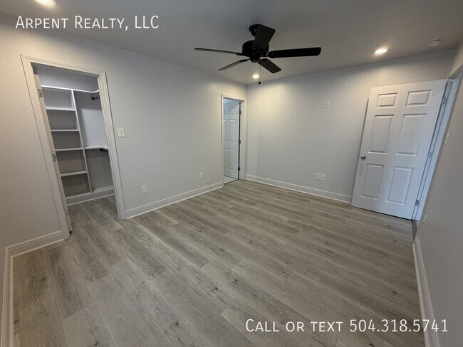 Building Photo - 416 E Liberaux St