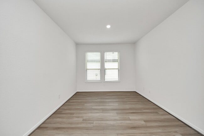 Building Photo - 18211 Hidden Dahlia Dr