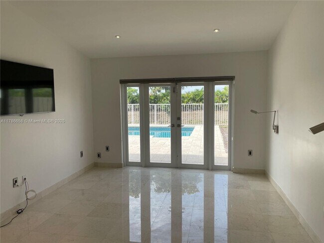 Building Photo - 10570 NW 51st St
