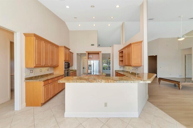 Building Photo - 2012 Island Estates Dr